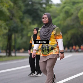 Runner Photo 8712202