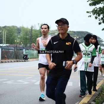 Runner Photo 8712233