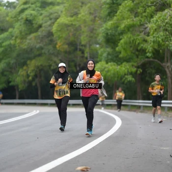 Runner Photo 8712382