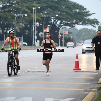 Runner Photo 8712446