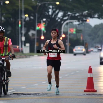 Runner Photo 8712481
