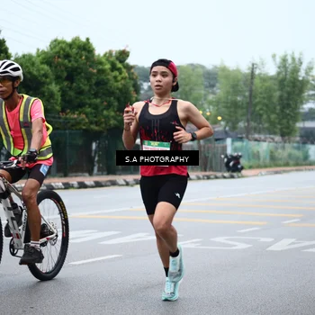 Runner Photo 8712511