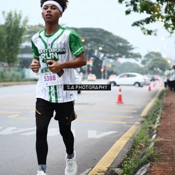 Runner Photo 8712582