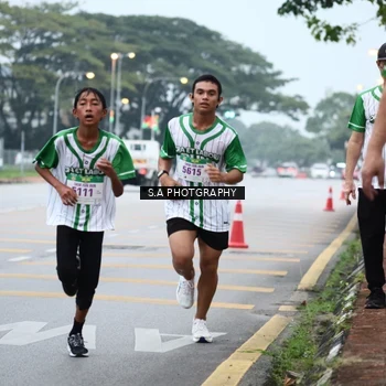 Runner Photo 8712649