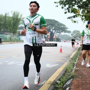 Runner Photo 8712712