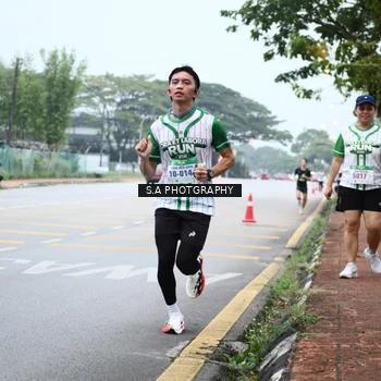 Runner Photo 8712731