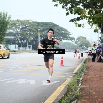Runner Photo 8712742