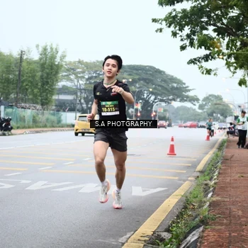 Runner Photo 8712753