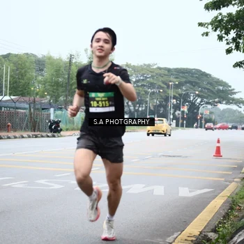 Runner Photo 8712768