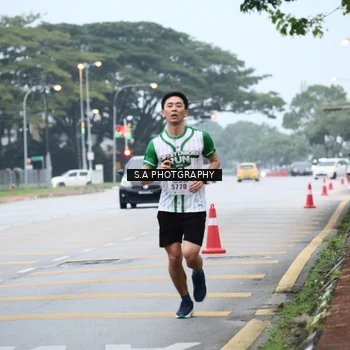Runner Photo 8712876
