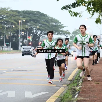 Runner Photo 8712957