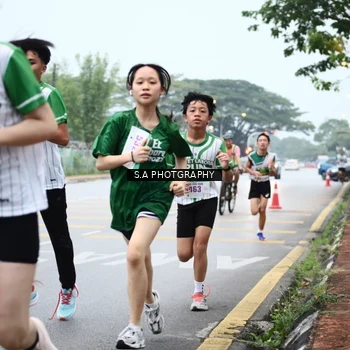 Runner Photo 8712987