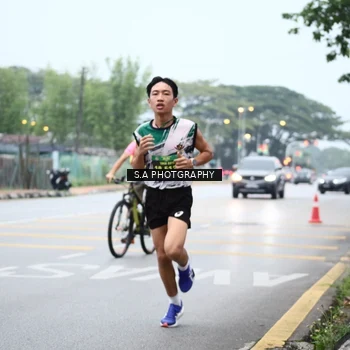 Runner Photo 8712991