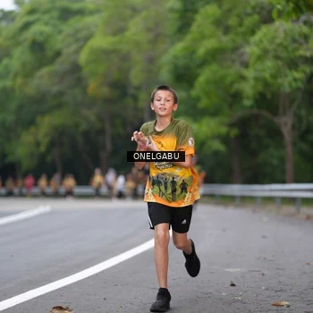 Runner Photo 8713007