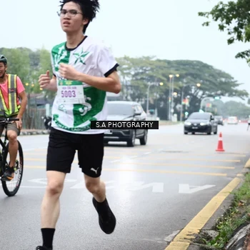 Runner Photo 8713012