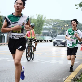 Runner Photo 8713013