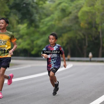 Runner Photo 8713025