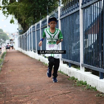 Runner Photo 8713032