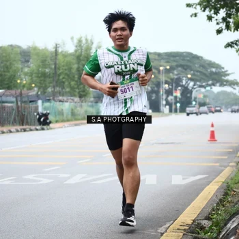 Runner Photo 8713046