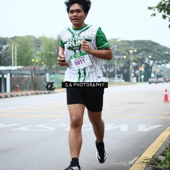 Runner Photo 8713049