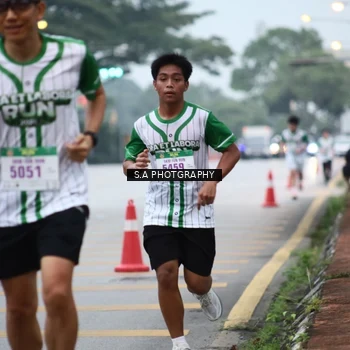 Runner Photo 8713071