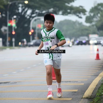 Runner Photo 8713073