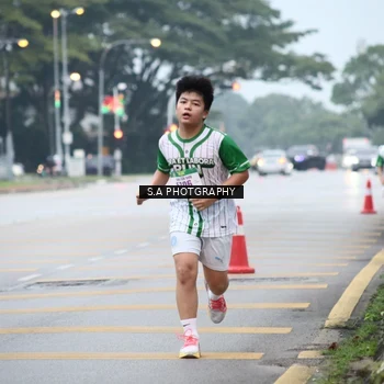 Runner Photo 8713080