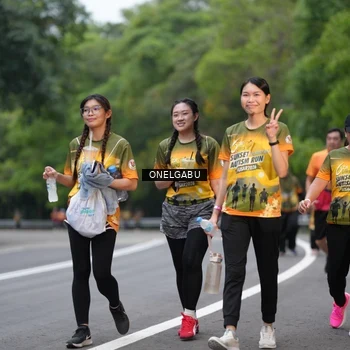 Runner Photo 8713131