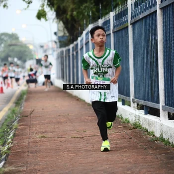 Runner Photo 8713132