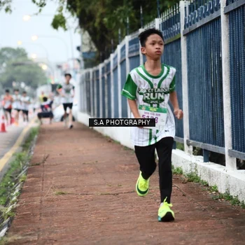Runner Photo 8713136