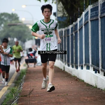 Runner Photo 8713147