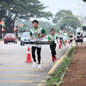 Runner Photo 8713251