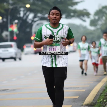 Runner Photo 8713367