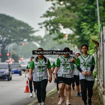 Runner Photo 8713415