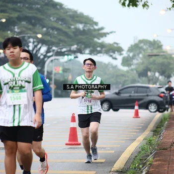 Runner Photo 8713656