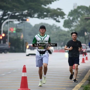 Runner Photo 8713661