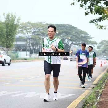 Runner Photo 8713704