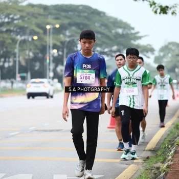 Runner Photo 8713749