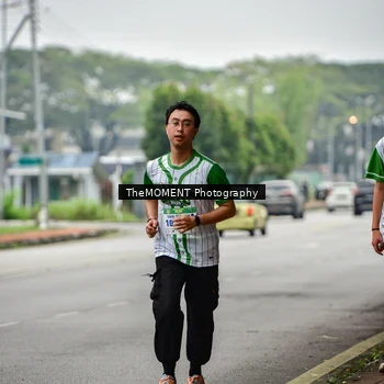 Runner Photo 8713801