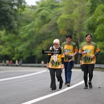 Runner Photo 8713826