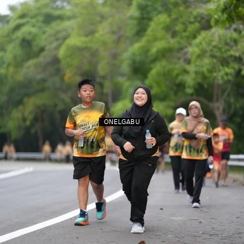 Runner Photo 8713844
