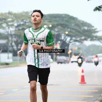 Runner Photo 8713876