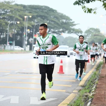 Runner Photo 8713923