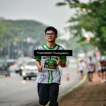 Runner Photo 8713975