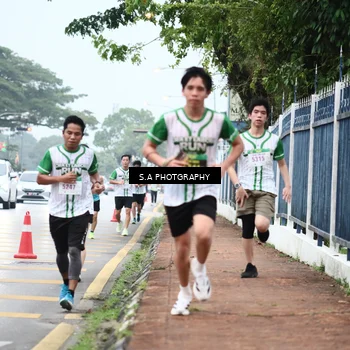 Runner Photo 8713982