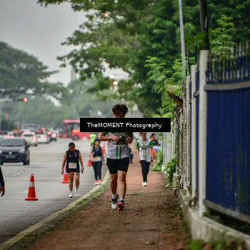 Runner Photo 8714004