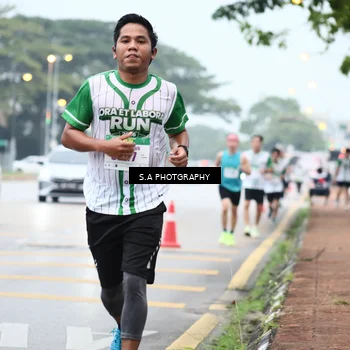 Runner Photo 8714011