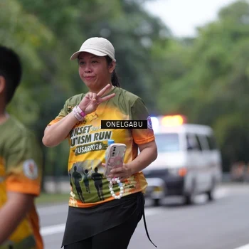 Runner Photo 8714100