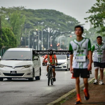Runner Photo 8714213