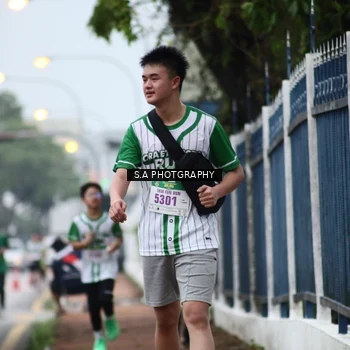 Runner Photo 8714413